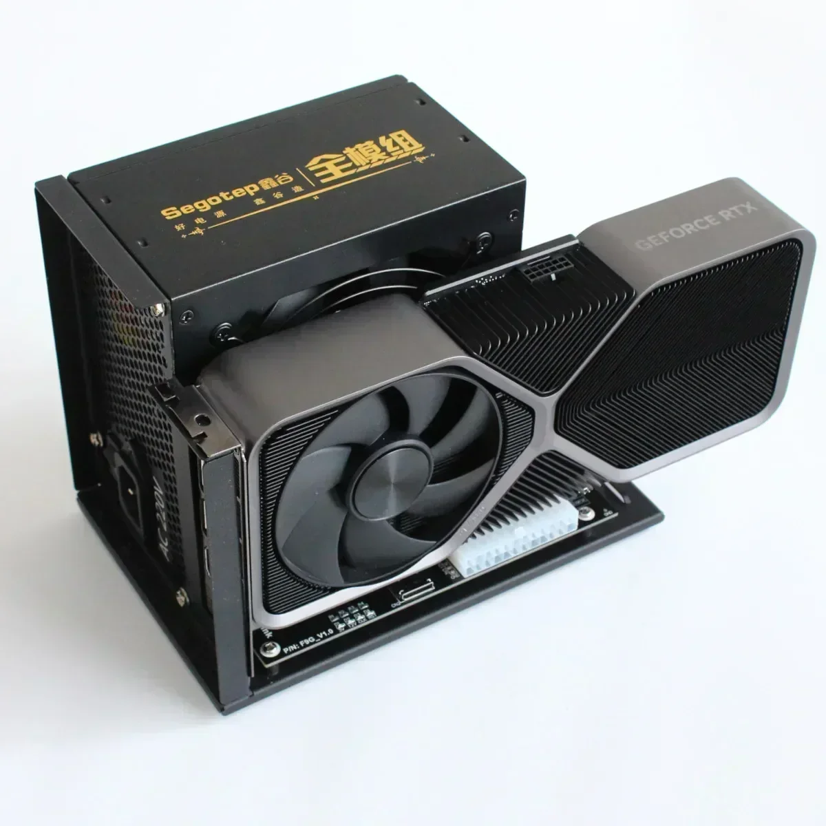 ADT PCIe 4.0 64Gbps OcuLink بط - مراجعة Oculink Egpu Mini Pc وسعره